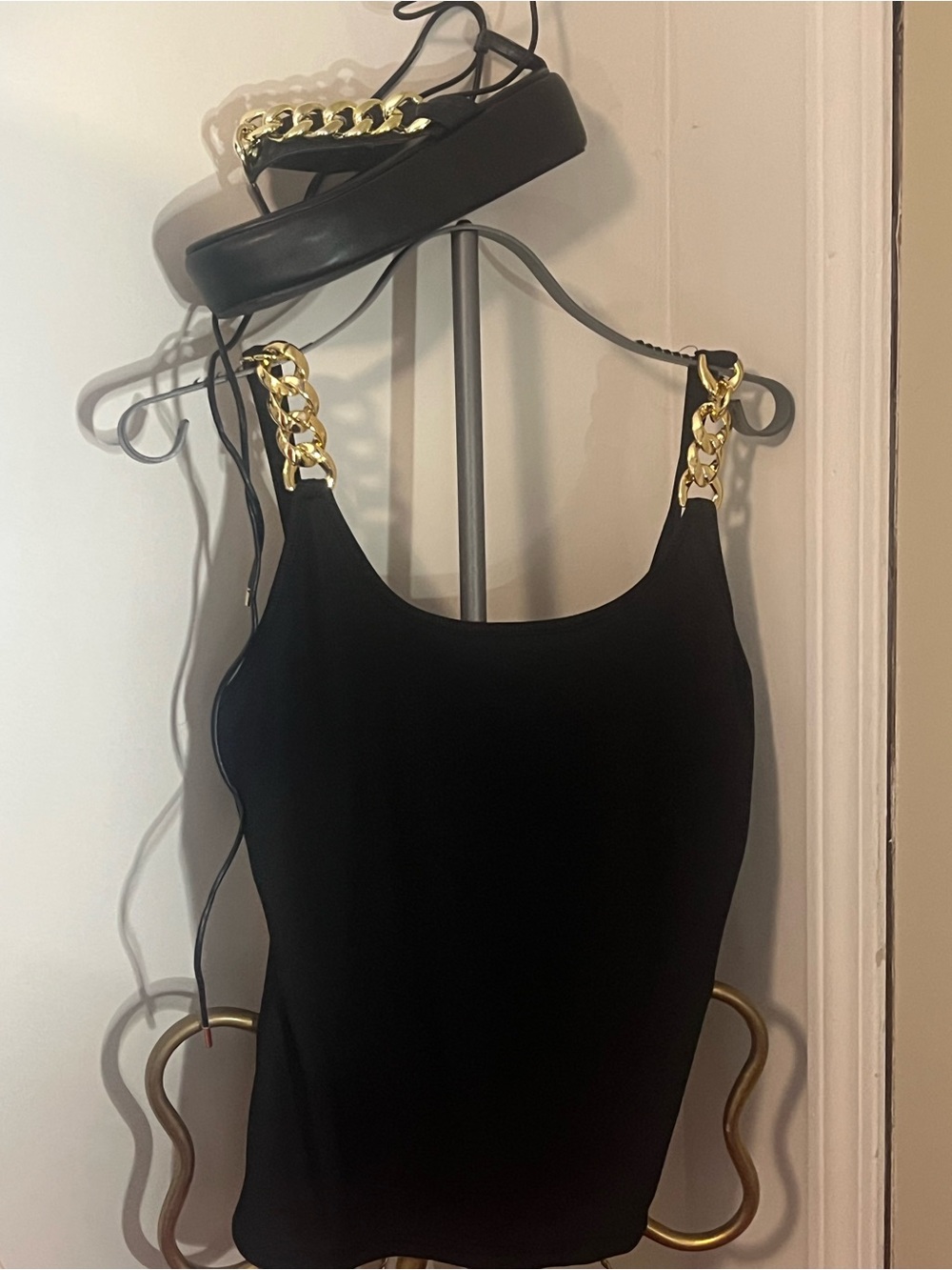Black Tank and Tie up Sandals with Gold Chain